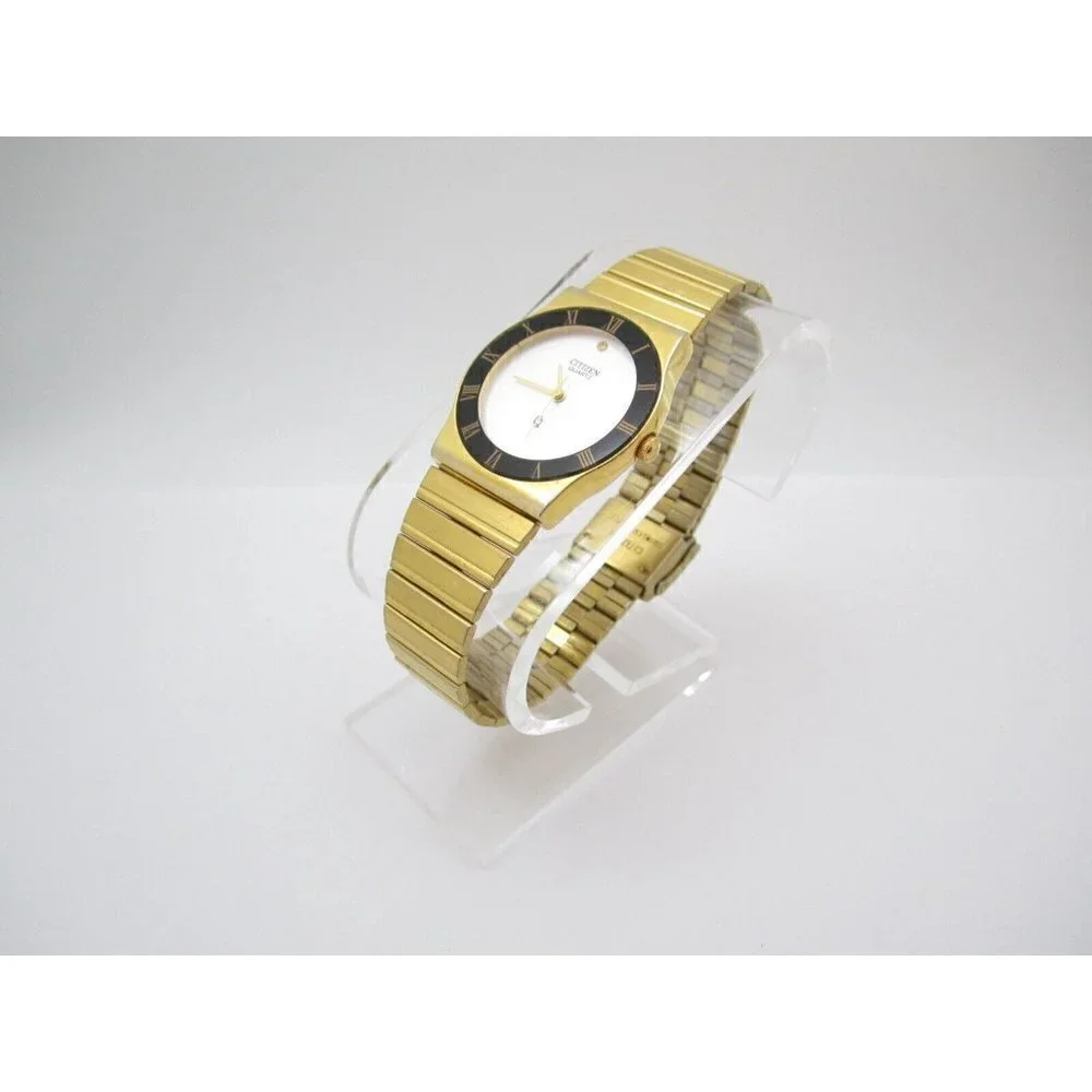 Vtg Women Citizen Quartz WR Analog 31mm Dial Causal Round Watch (G81) 6031
